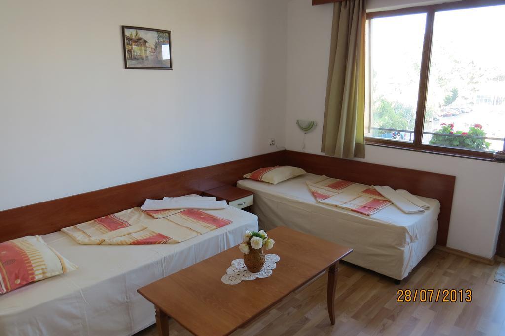 Hotel Strinava بريمورسكو المظهر الخارجي الصورة
